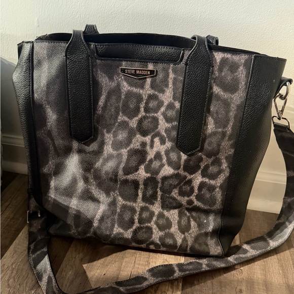 Steve Madden Handbags - Steve Madden Black and Grey Leopard Print Tote